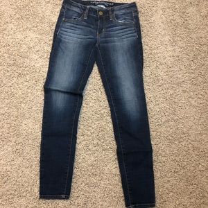 American Eagle Medium Wash Jeans